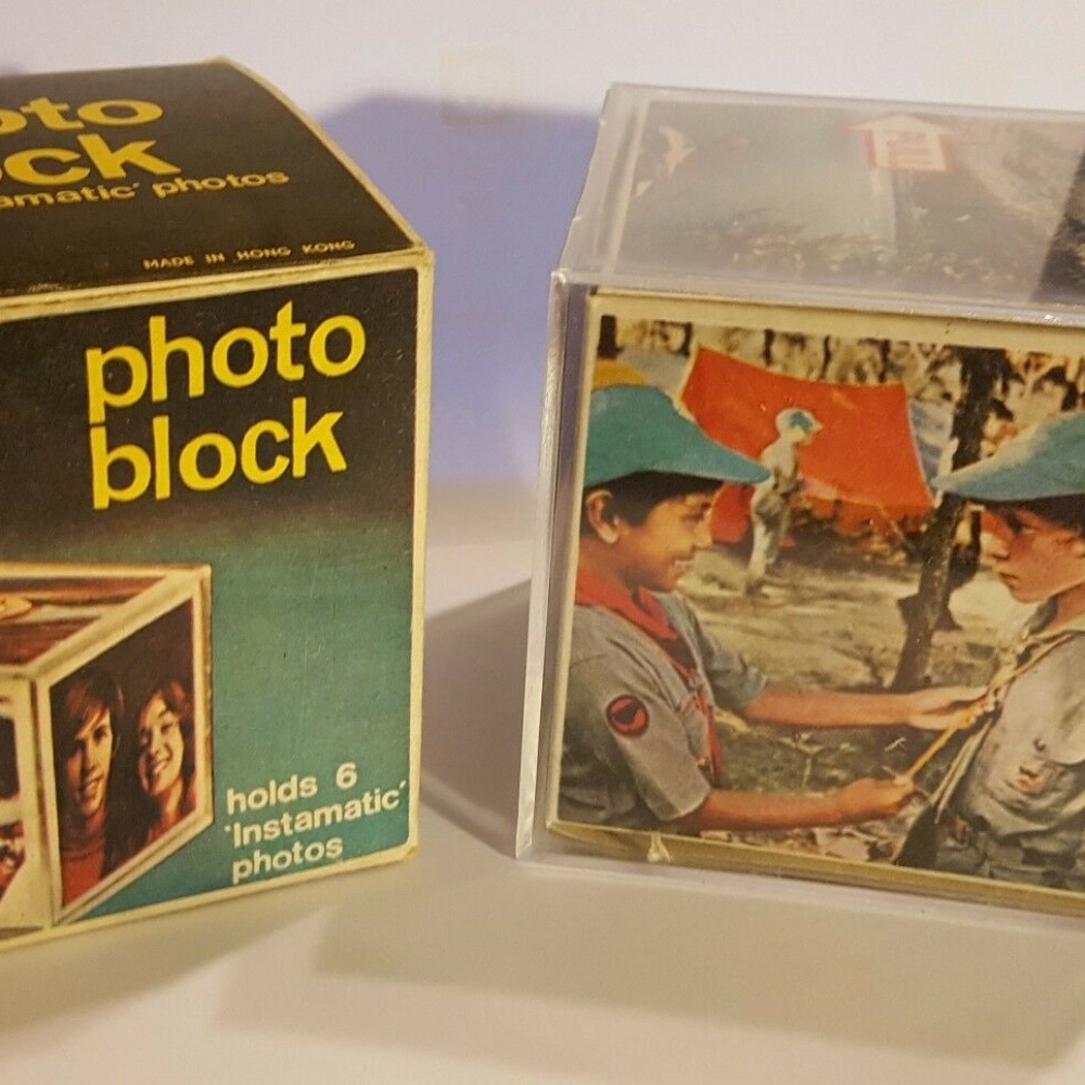 2 Vintage Photo Cubes for Instamatic Photos